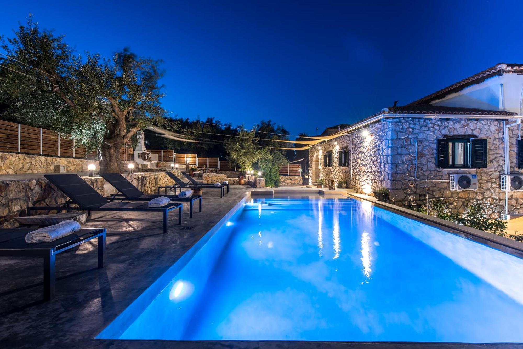 Xigia Beach Residence Villas Orthoniaí Δωμάτιο φωτογραφία